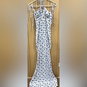 Stretchy floral halter top dress